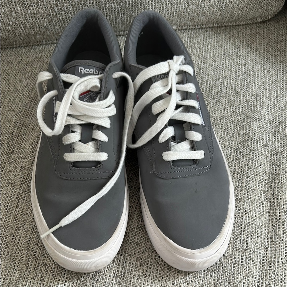 Reebok Leather Shoes/ Sneakers Club C Coast